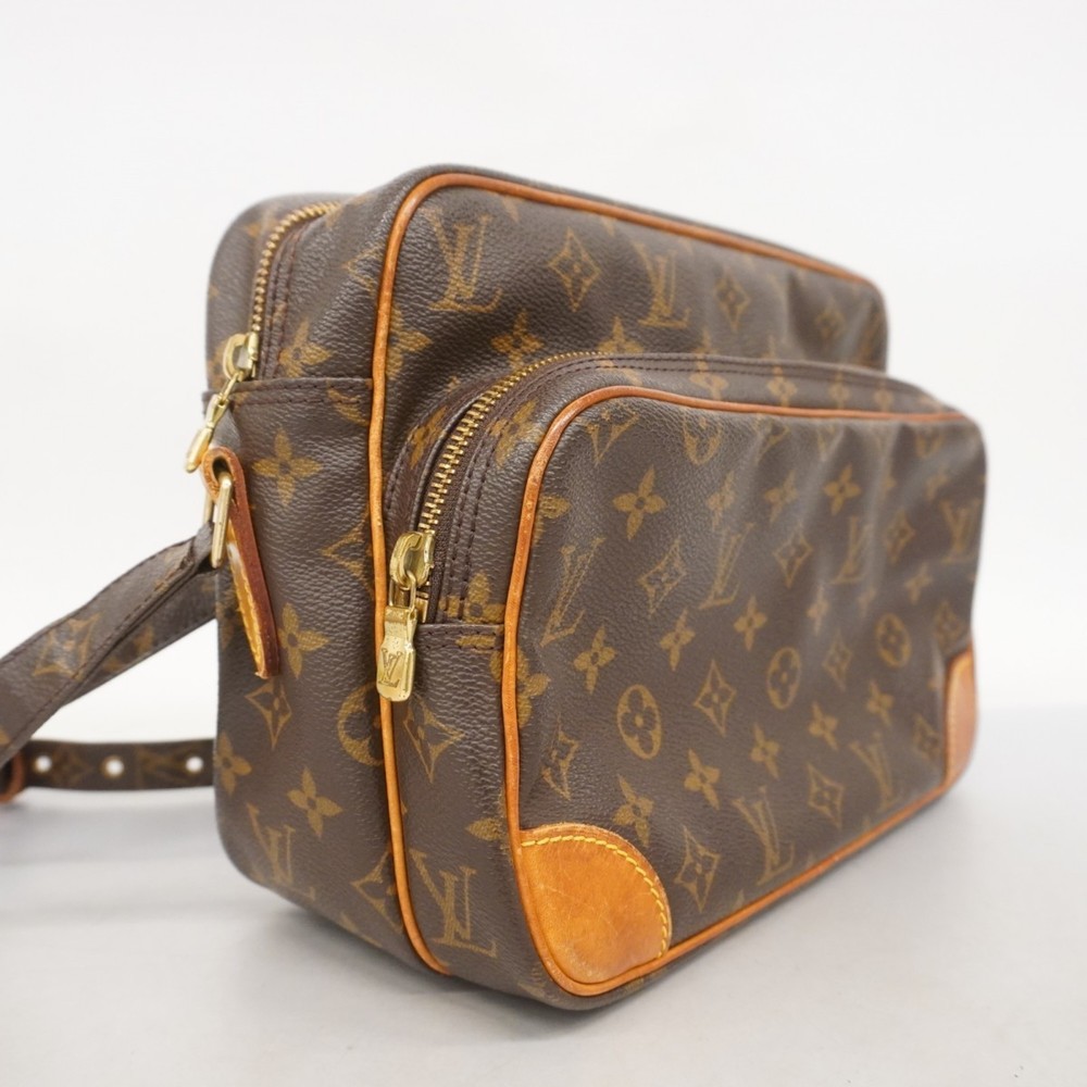LOUIS VUITTON Brown Monogram Shoulder Bag - Picture 2 of 16